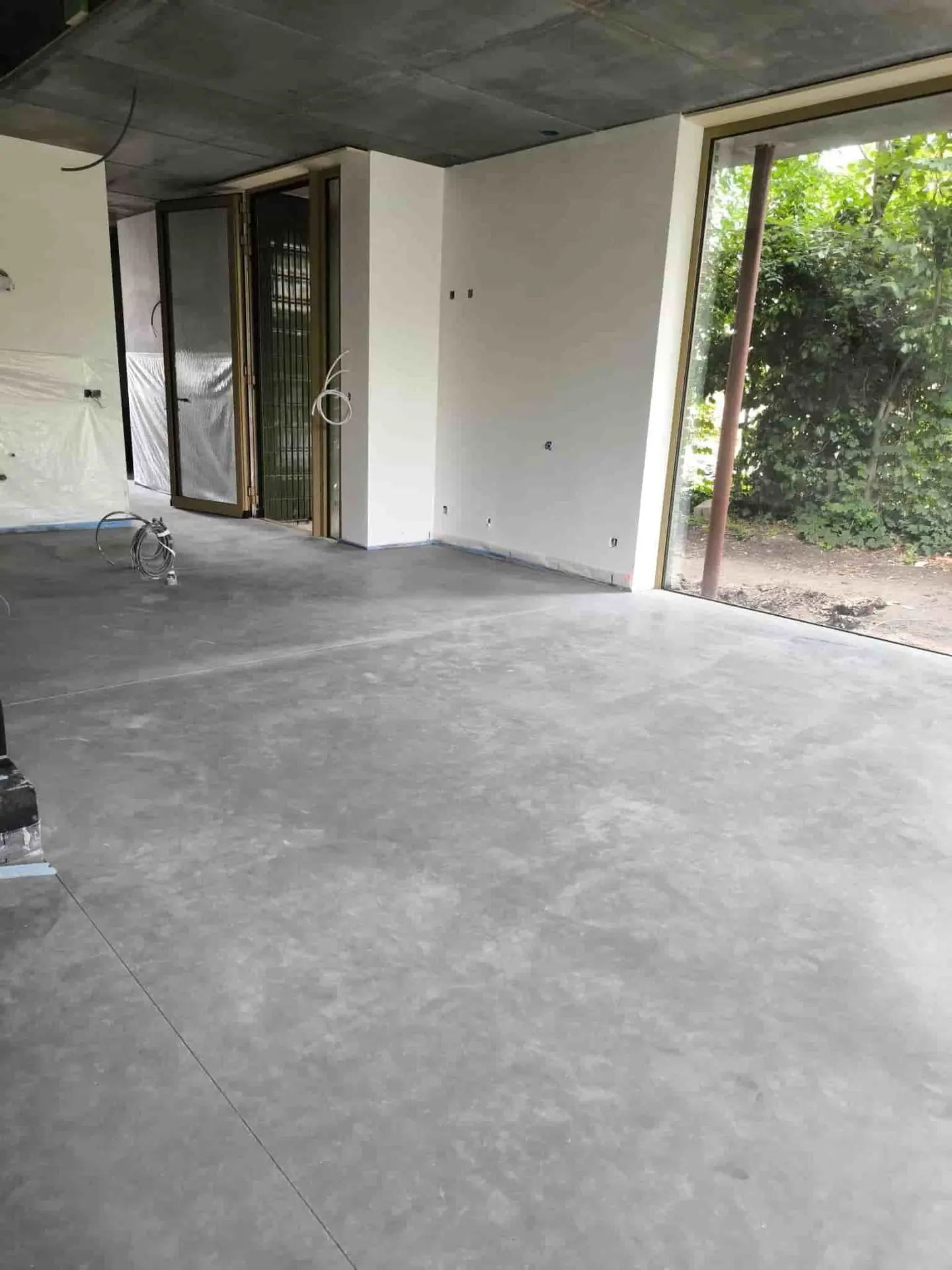 Moderne binnenvloer in gepolierde beton in Leopoldsburg