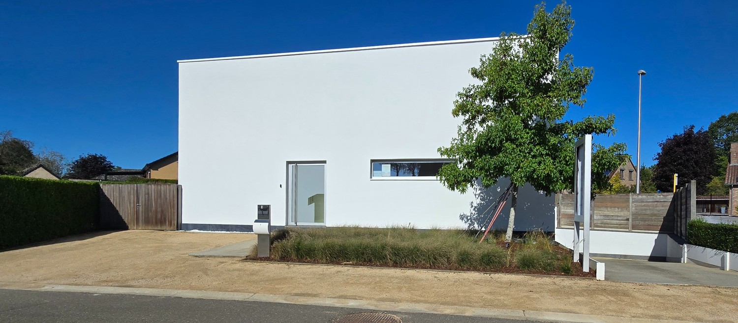 Voorgevel van de woning aan de Laambeekstraat in Lummen